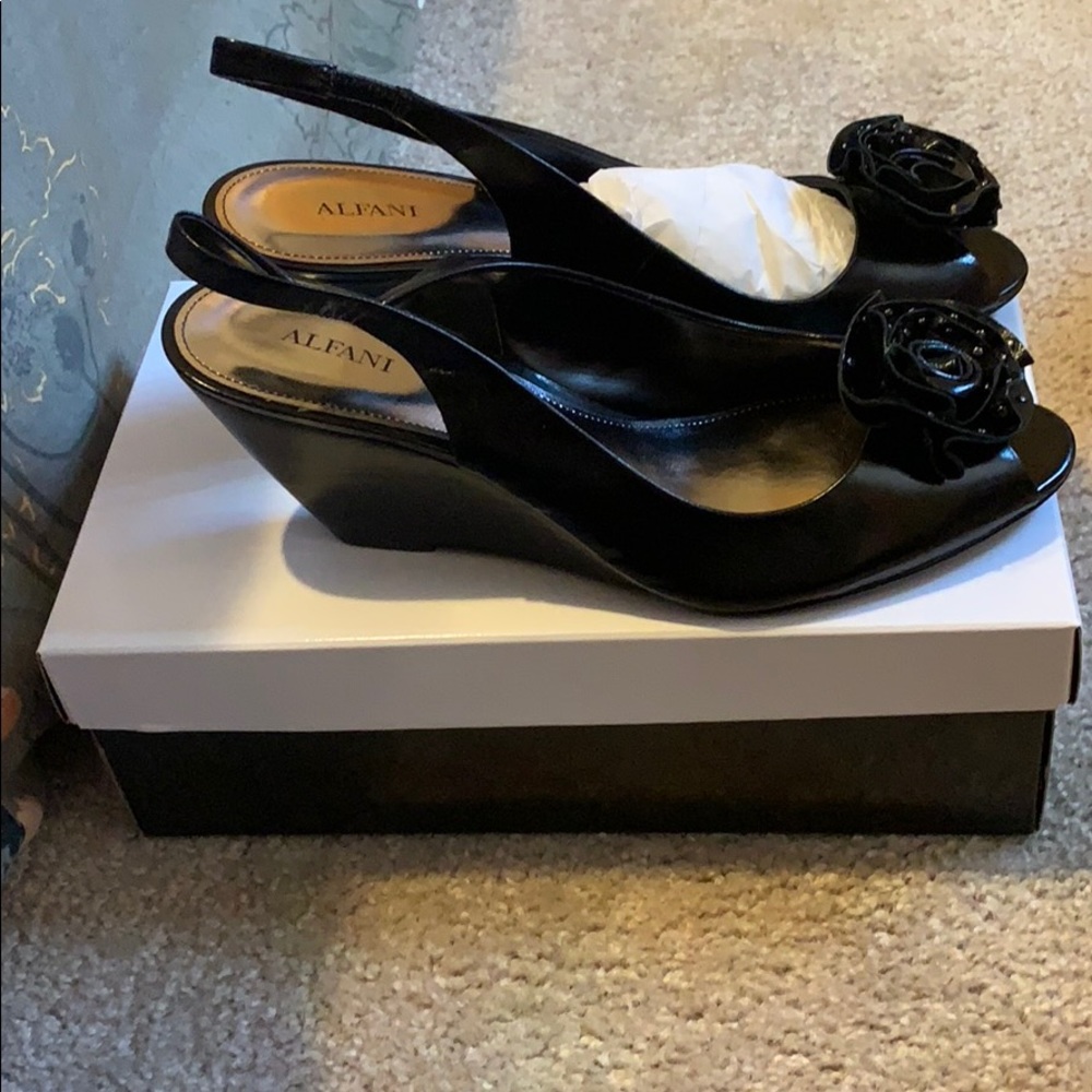 Alfani wedges